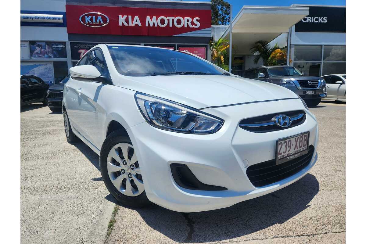 2015 hyundai accent shop active