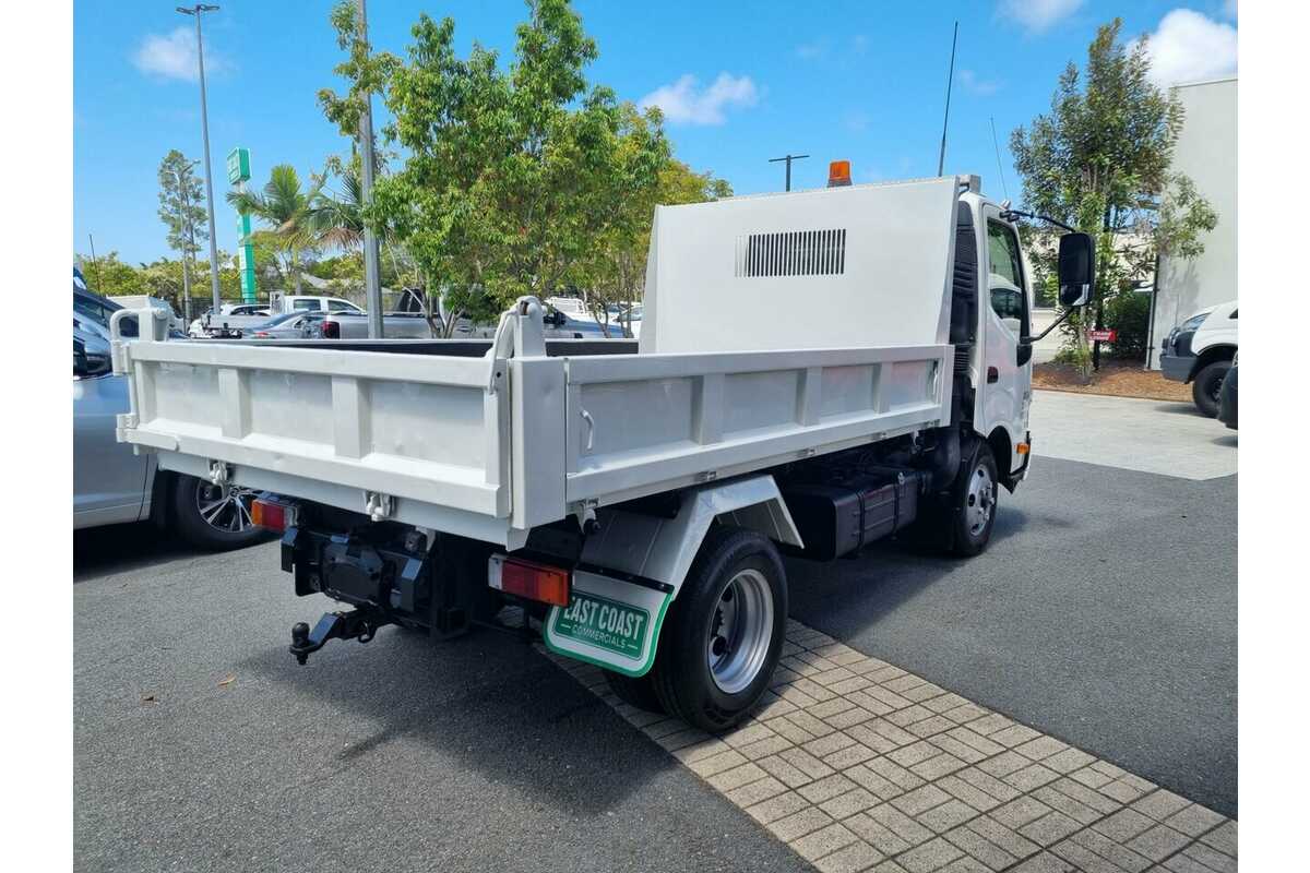 2017 Hino 300 617 SINGLE CAB 300