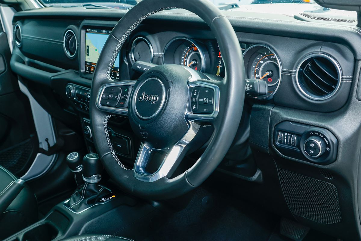 2022 Jeep Wrangler Unlimited Overland JL
