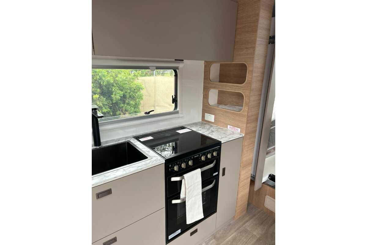 2023 Jayco SILVERLINE CARAVAN 21.65-3.OB.SL-MY23