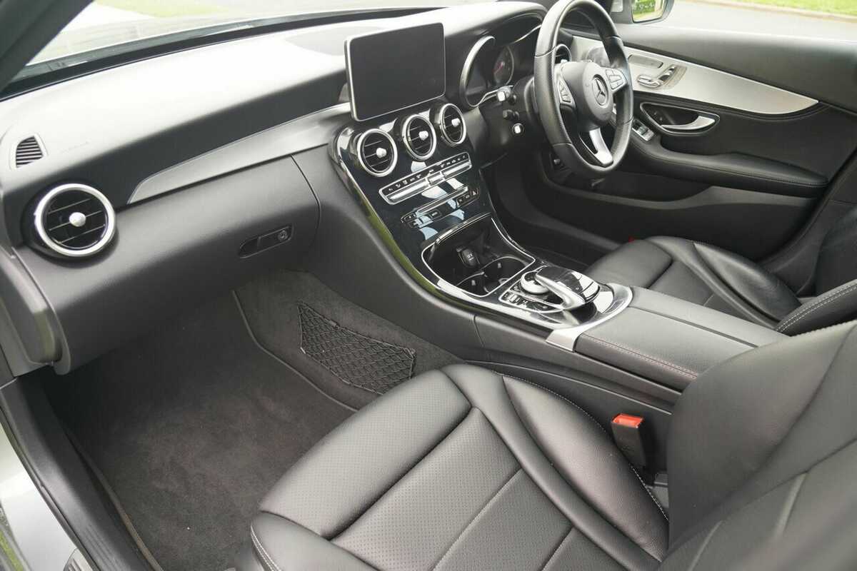2015 Mercedes-Benz C200 205