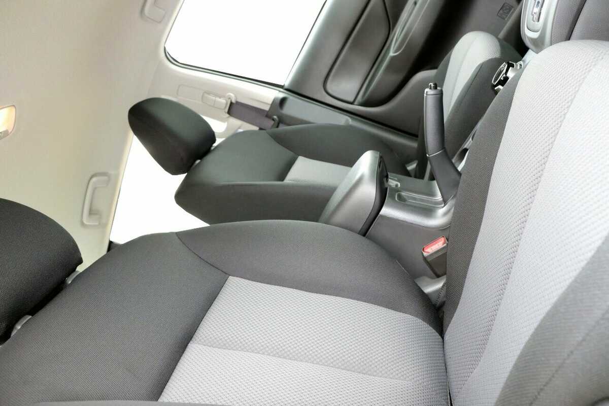 2023 Mitsubishi Triton GLX Double Cab 4x2 MR MY23 RWD