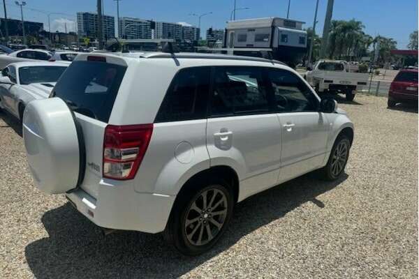 2015 Suzuki Vitara GLX (4WD) LY