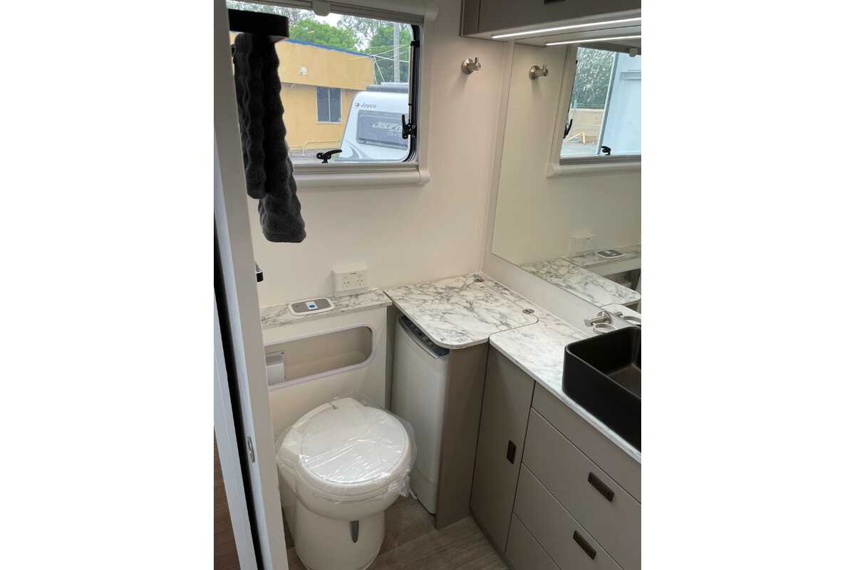 2023 Jayco SILVERLINE CARAVAN 21.65-3.OB.SL-MY23