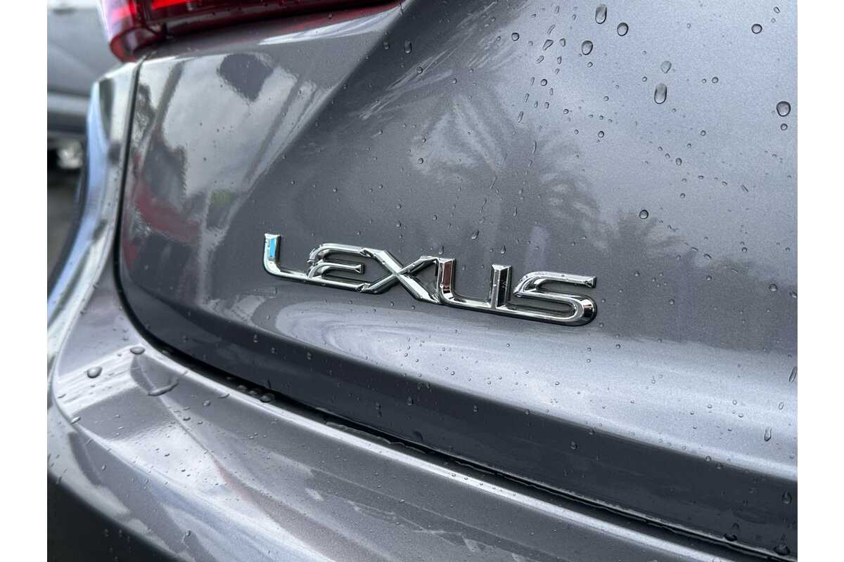 2015 Lexus IS IS200t Luxury ASE30R