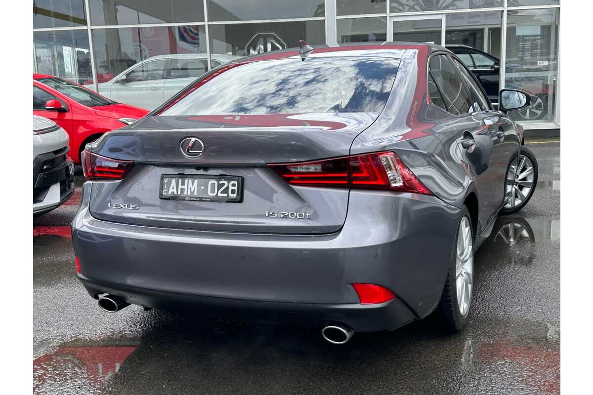 2015 Lexus IS IS200t Luxury ASE30R