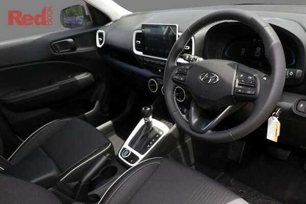 2023 Hyundai Venue Active QX.V5