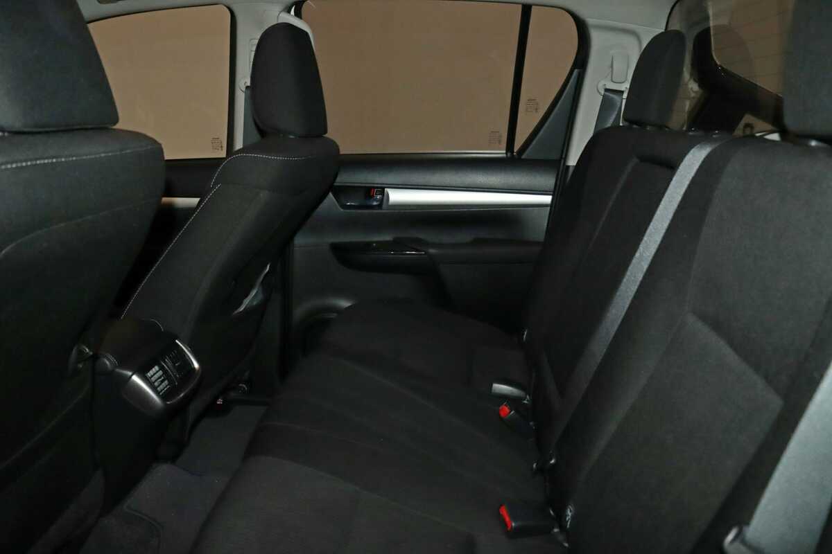 2020 Toyota Hilux SR5 Double Cab GUN126R 4X4