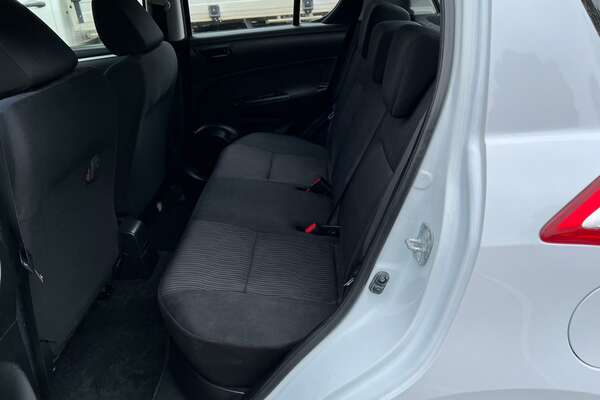 2011 Suzuki Swift GA FZ