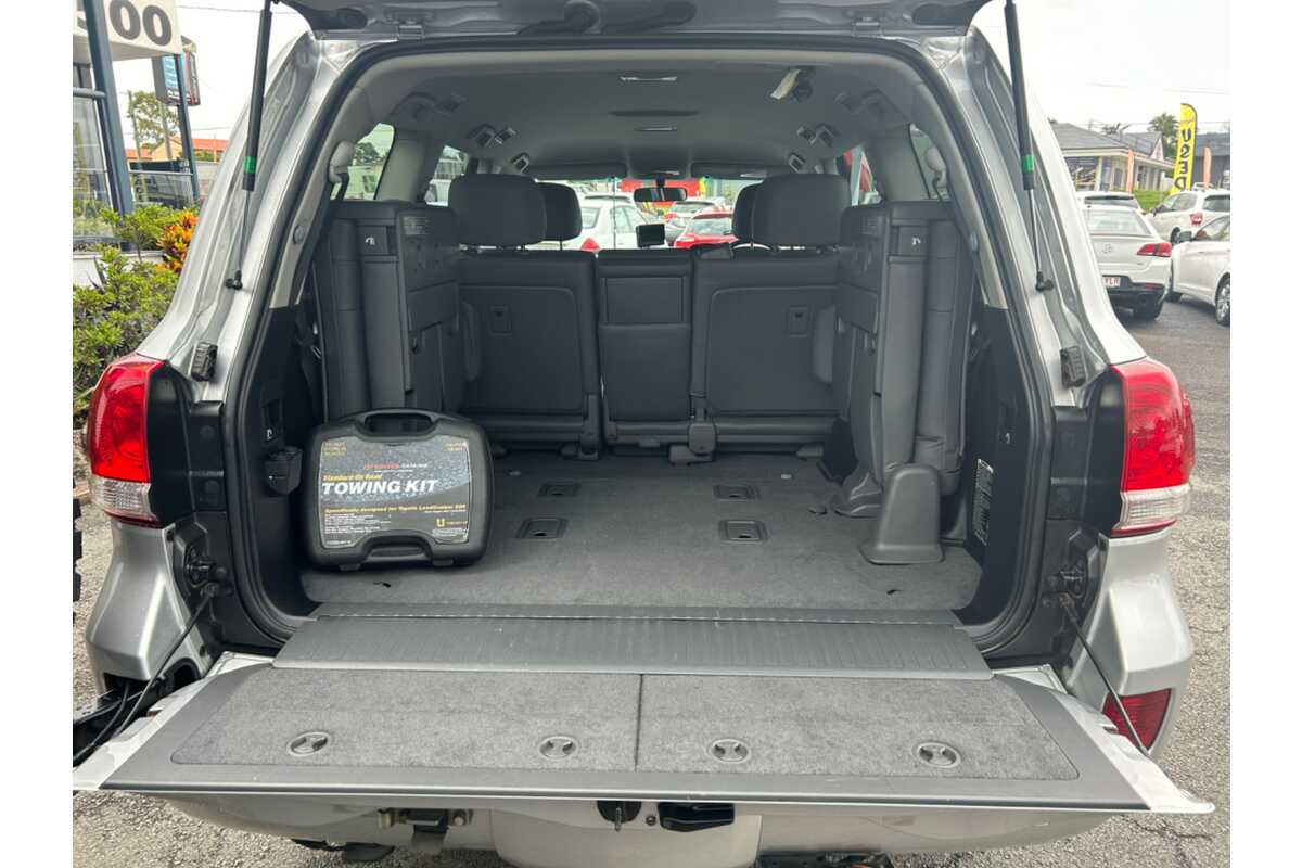 2011 Toyota Landcruiser Altitude VDJ200R