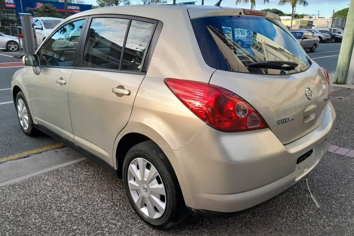 2007 Nissan Tiida ST C11