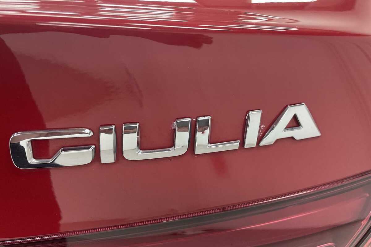 2016 Alfa Romeo Giulia Veloce