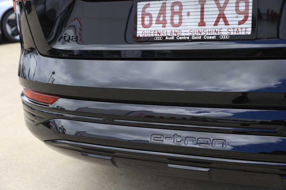 2023 Audi Q8 55 GE