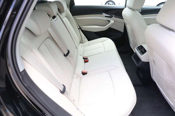 2023 Audi Q8 55 GE