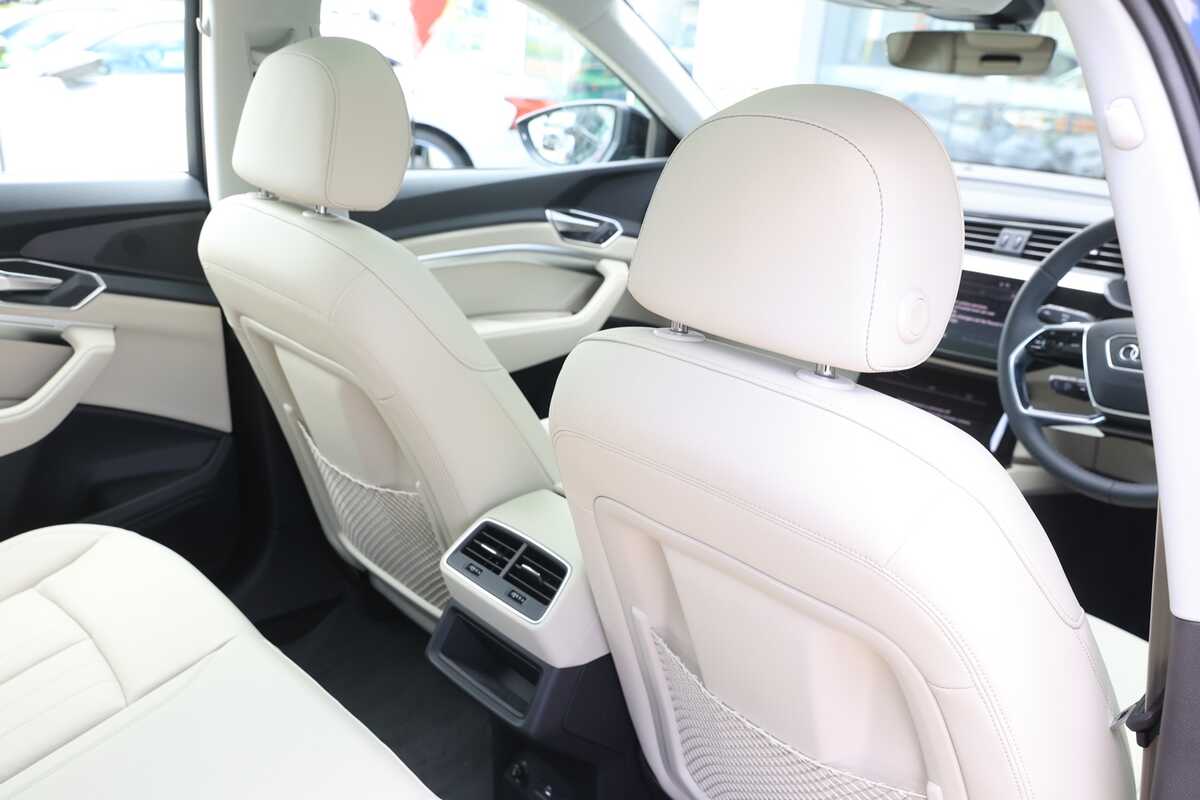 2023 Audi Q8 55 GE