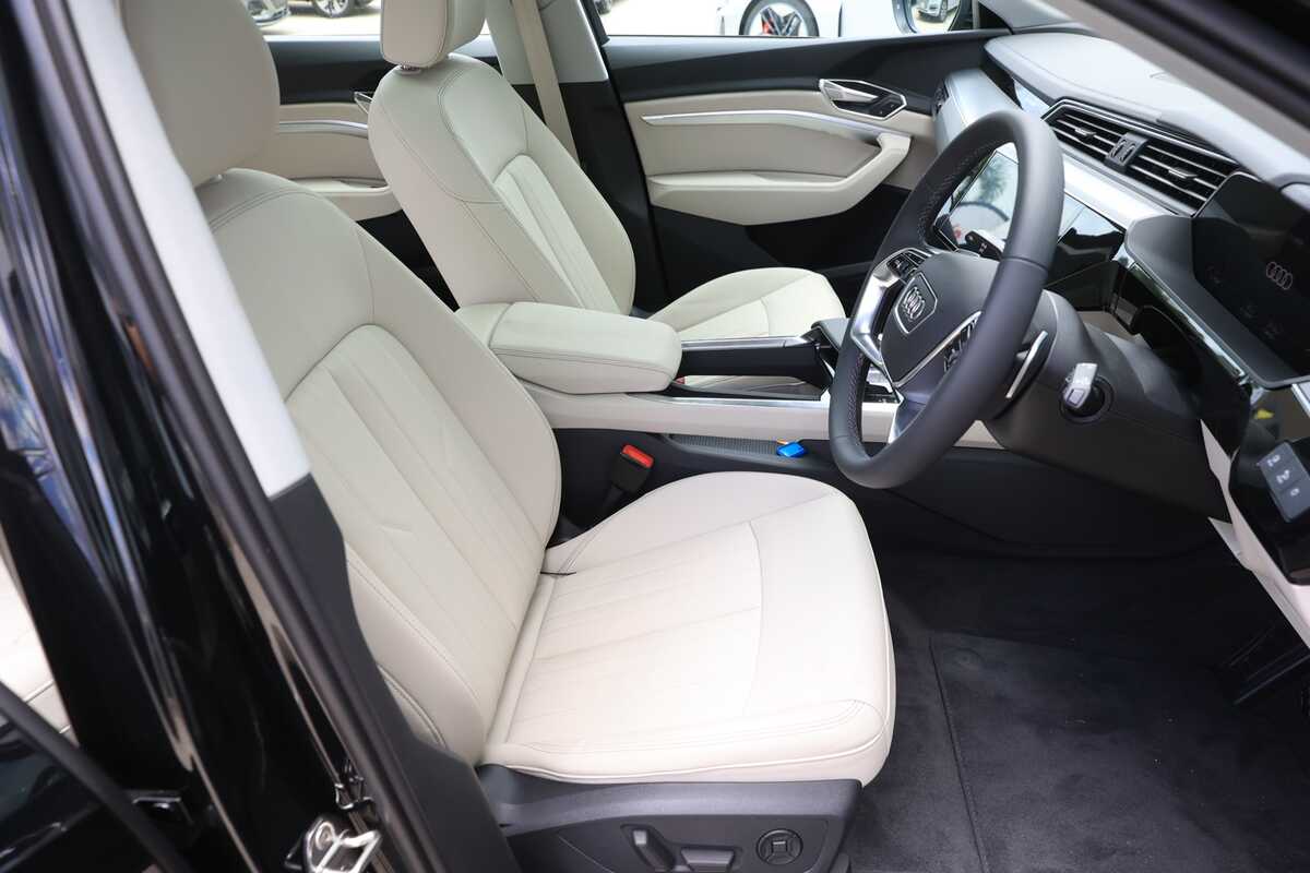 2023 Audi Q8 55 GE