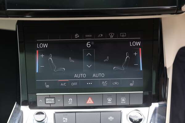 2023 Audi Q8 55 GE