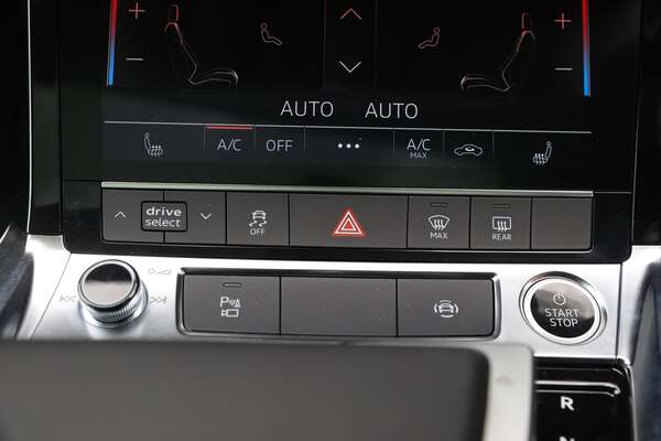 2023 Audi Q8 55 GE