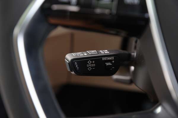 2023 Audi Q8 55 GE
