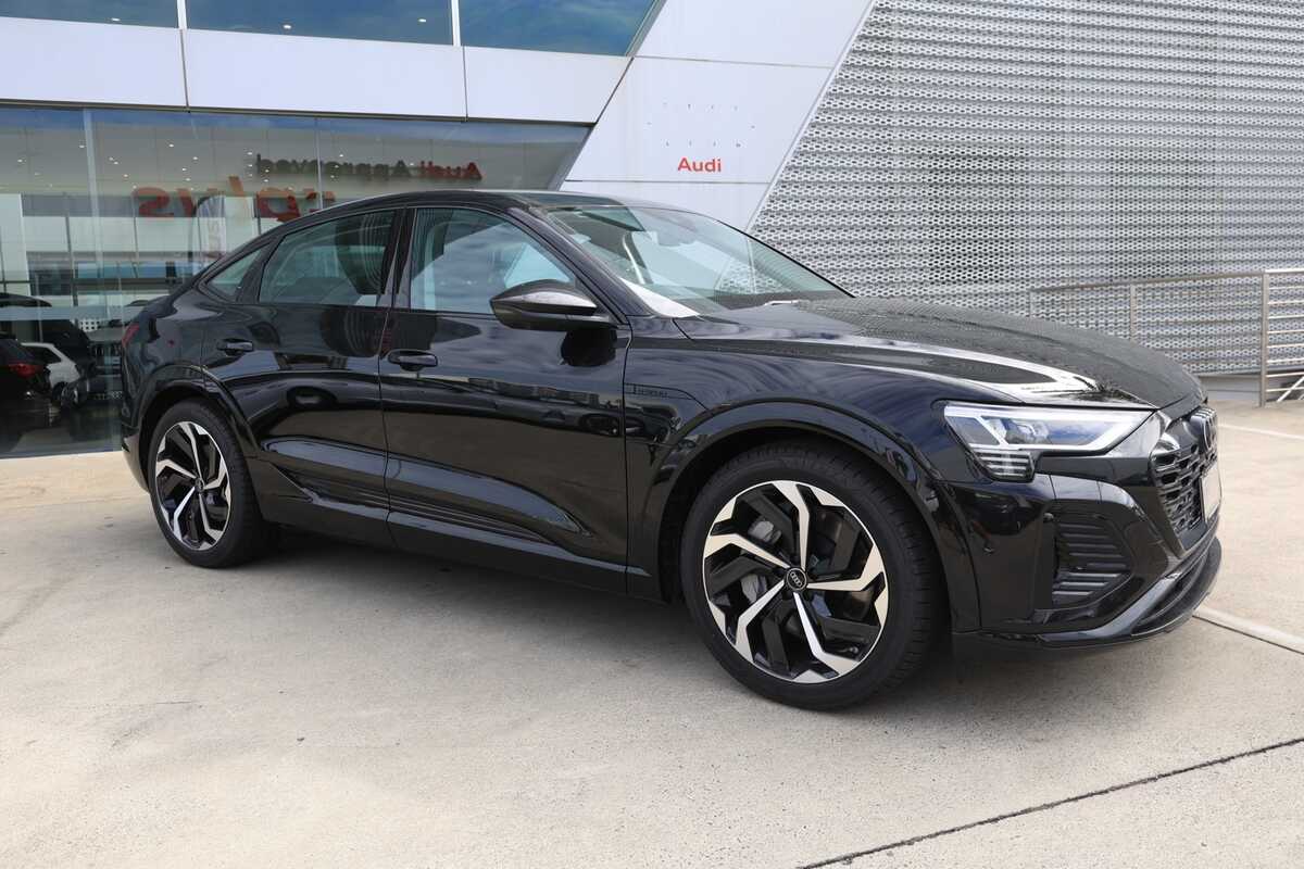 2023 Audi Q8 55 GE