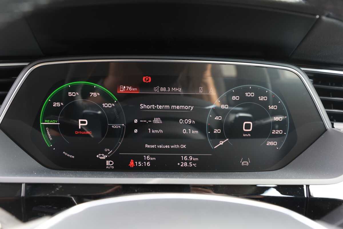 2023 Audi Q8 55 GE