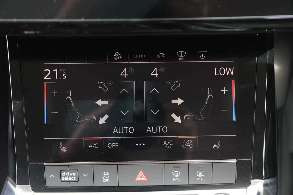 2023 Audi Q8 55 GE