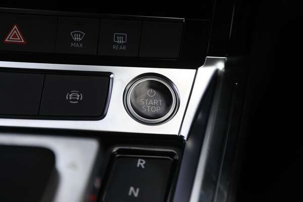 2023 Audi Q8 55 GE