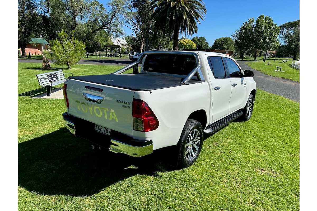 2017 Toyota Hilux SR5 GUN126R 4X4