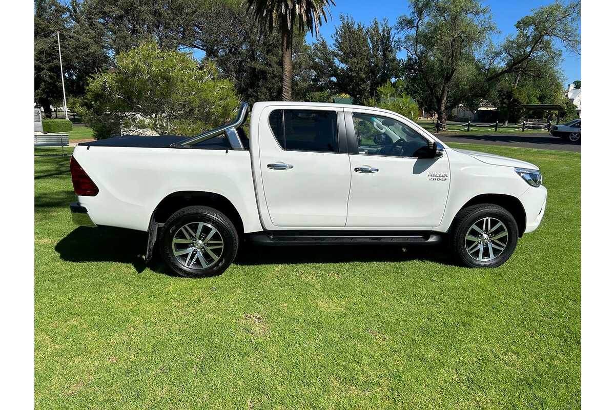 2017 Toyota Hilux SR5 GUN126R 4X4