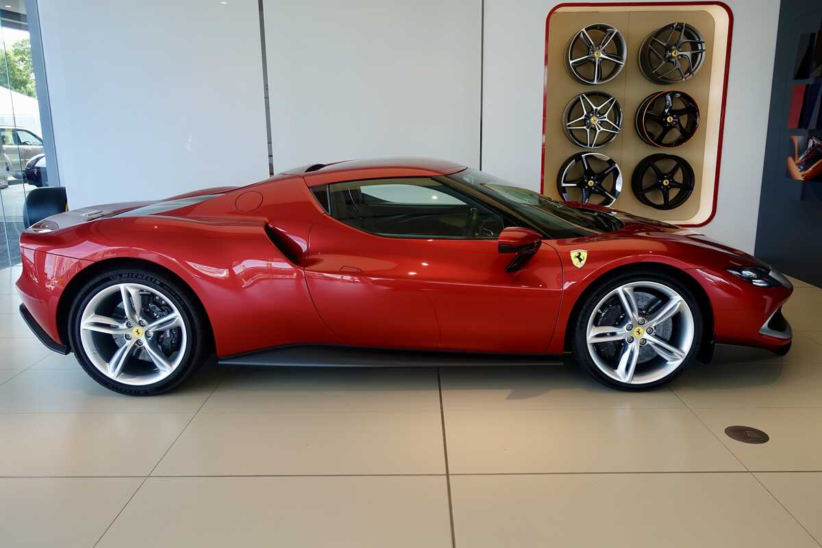 2022 Ferrari 296 F171