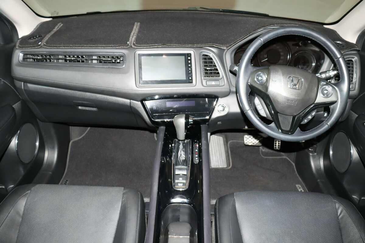 2021 Honda HR-V VTi-LX MY21