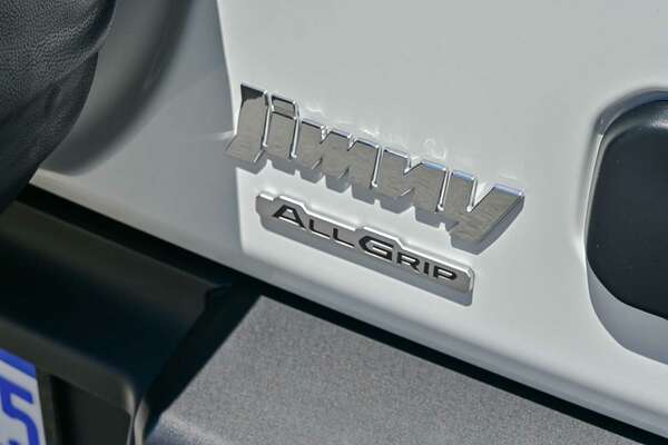 2022 Suzuki Jimny GLX GJ
