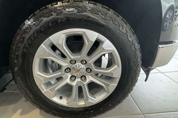 2024 Chevrolet Silverado 1500 LTZ Premium W/Tech Pack T1 4X4