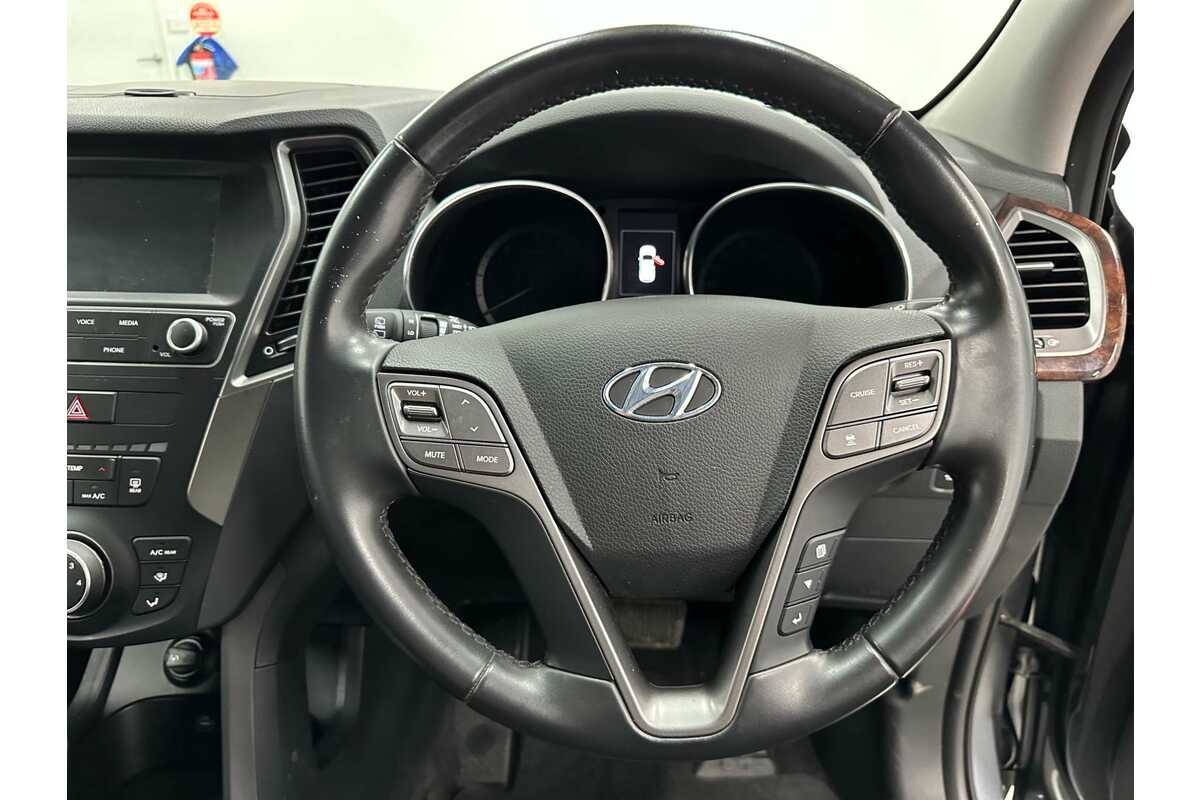 2017 Hyundai Santa Fe Active DM5 Series II