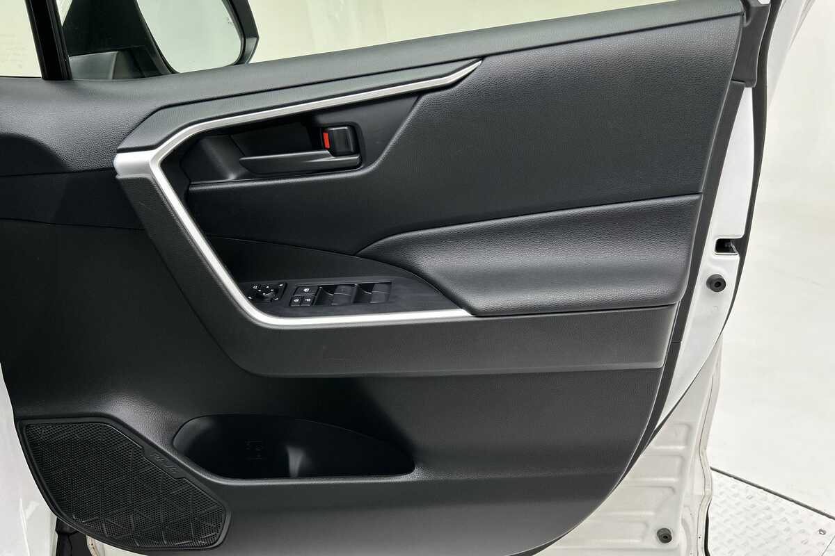 2020 Toyota RAV4 GX AXAH54R