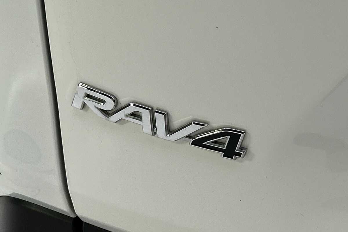 2020 Toyota RAV4 GX AXAH54R