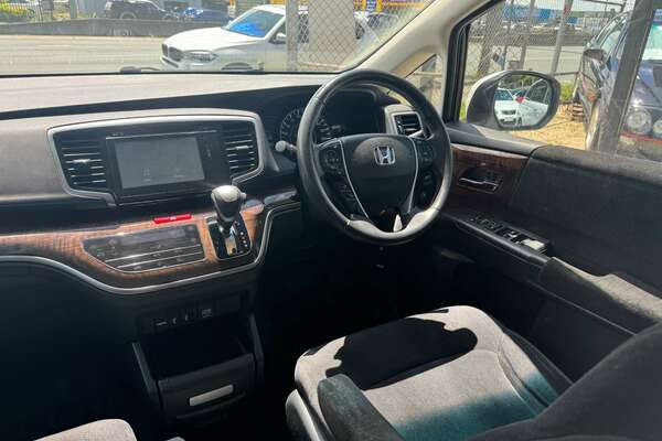 2015 Honda Odyssey VTi-L 5th Gen