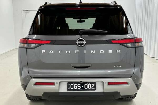 2022 Nissan Pathfinder Ti-L R53