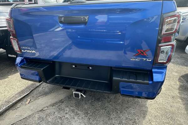 2023 Isuzu D-MAX X-TERRAIN 4X4