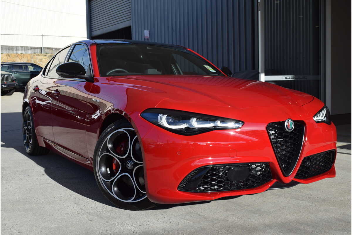 2023 Alfa Romeo Giulia Veloce MY22