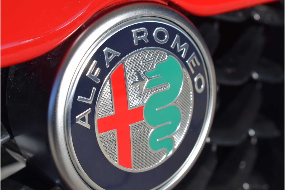 2023 Alfa Romeo Giulia Veloce MY22