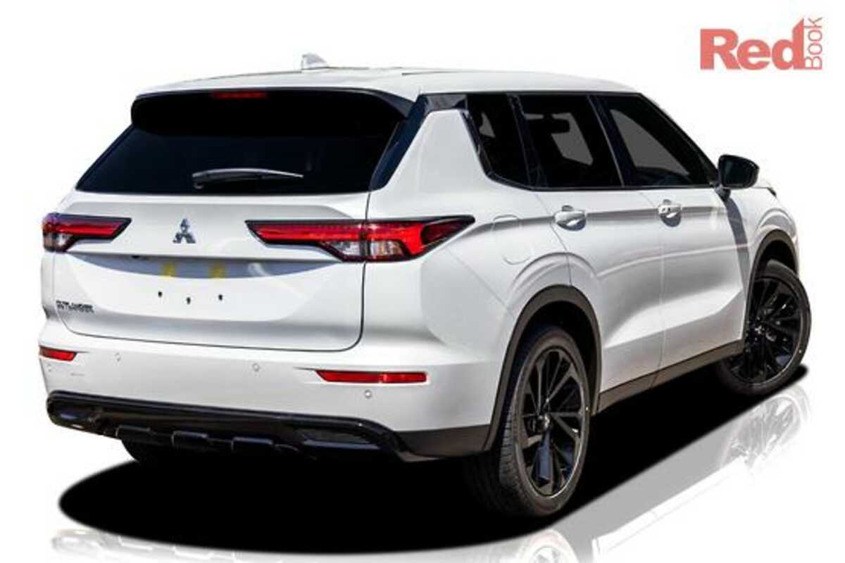 2024 Mitsubishi Outlander Black Edition ZM