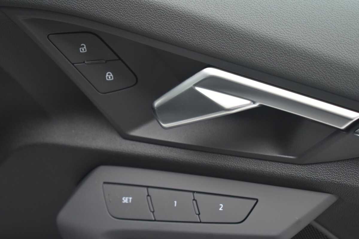 2023 Audi A3 40 TFSI S line GY