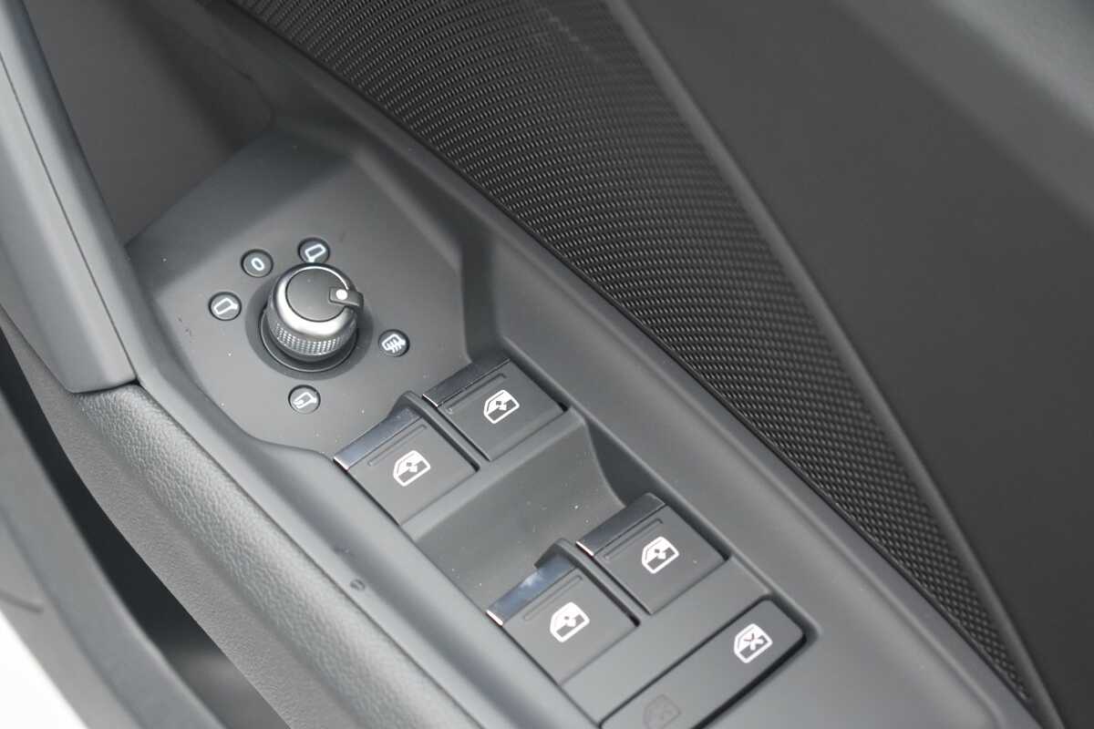 2023 Audi A3 40 TFSI S line GY