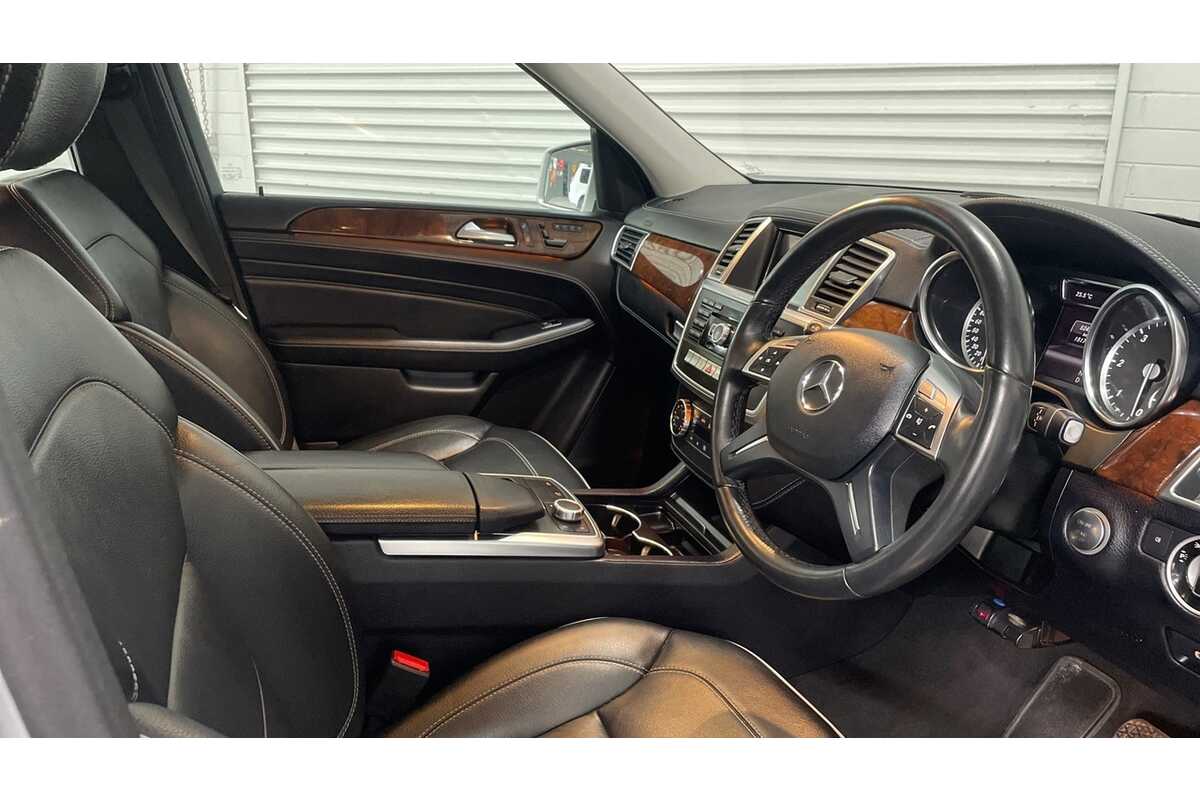 2013 Mercedes Benz M-Class ML350 BlueTEC 7G-Tronic + W166