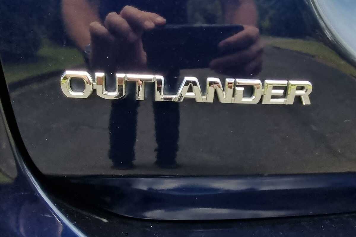 2014 Mitsubishi Outlander LS ZJ