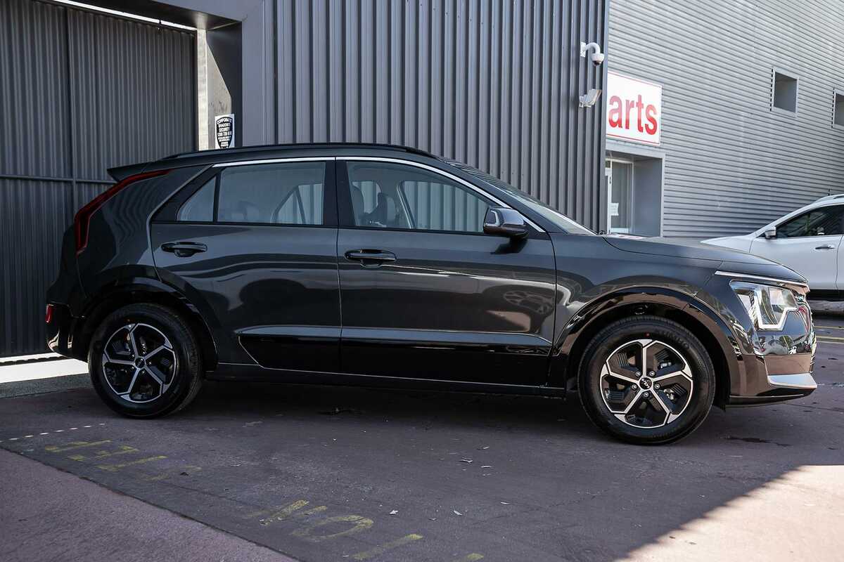 2023 Kia Niro HEV S SG2