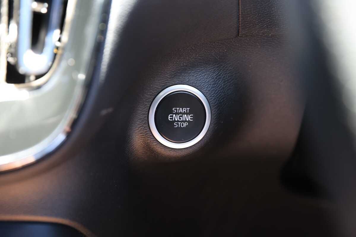 2021 Volvo XC40 Recharge Plug-In Hybrid