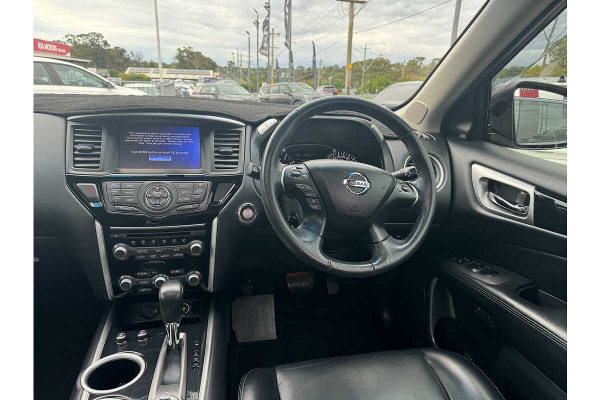 2015 Nissan Pathfinder Ti R52