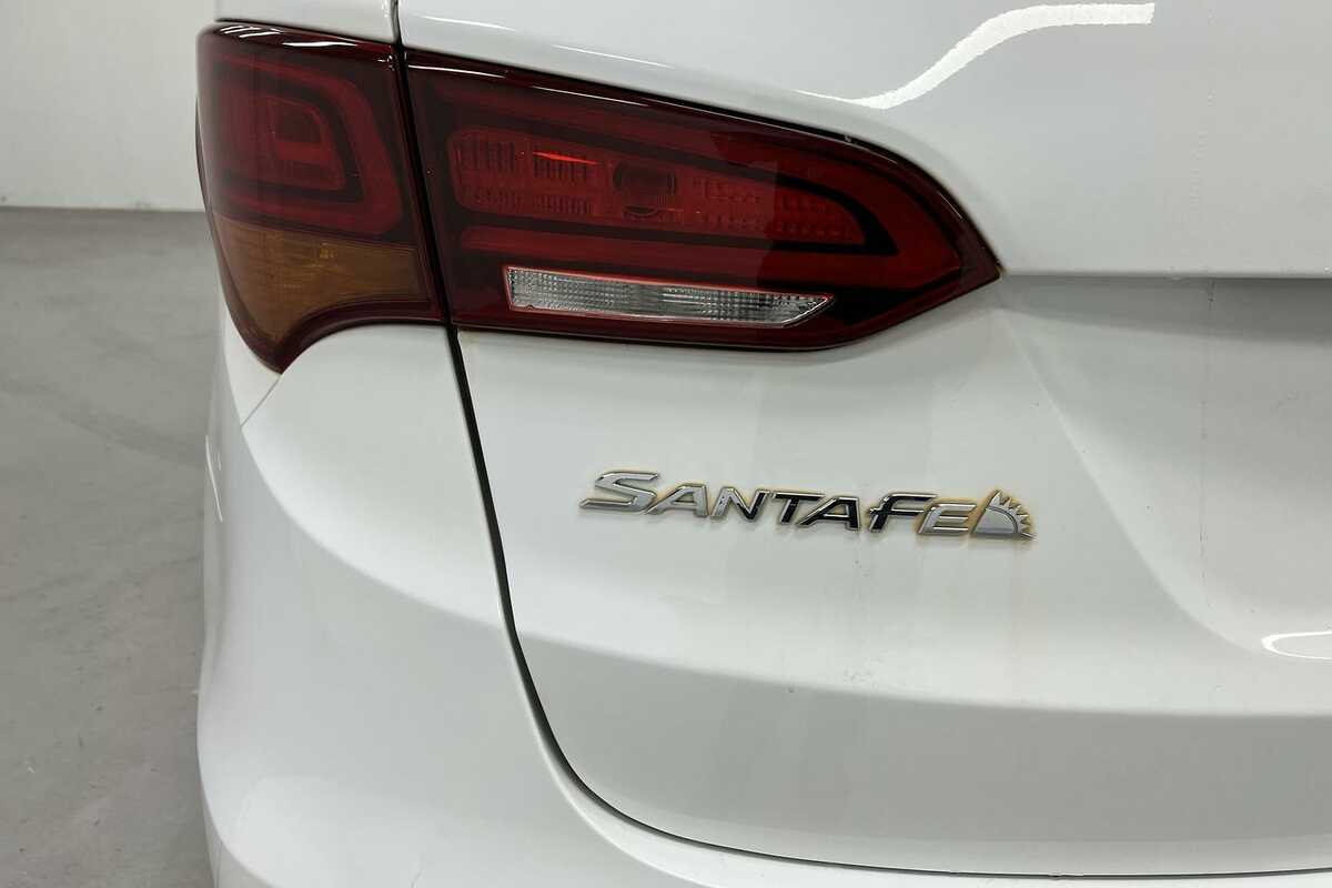 2017 Hyundai Santa Fe Active DM3 Series II